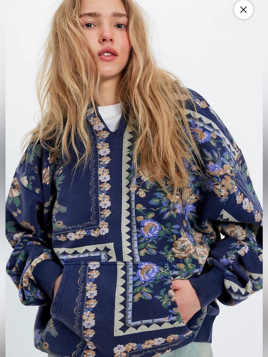 Free People Jackets & Blazers - NWT Free People We  The Free It's A Vibe
Printed Hoodie Dark Night Combo